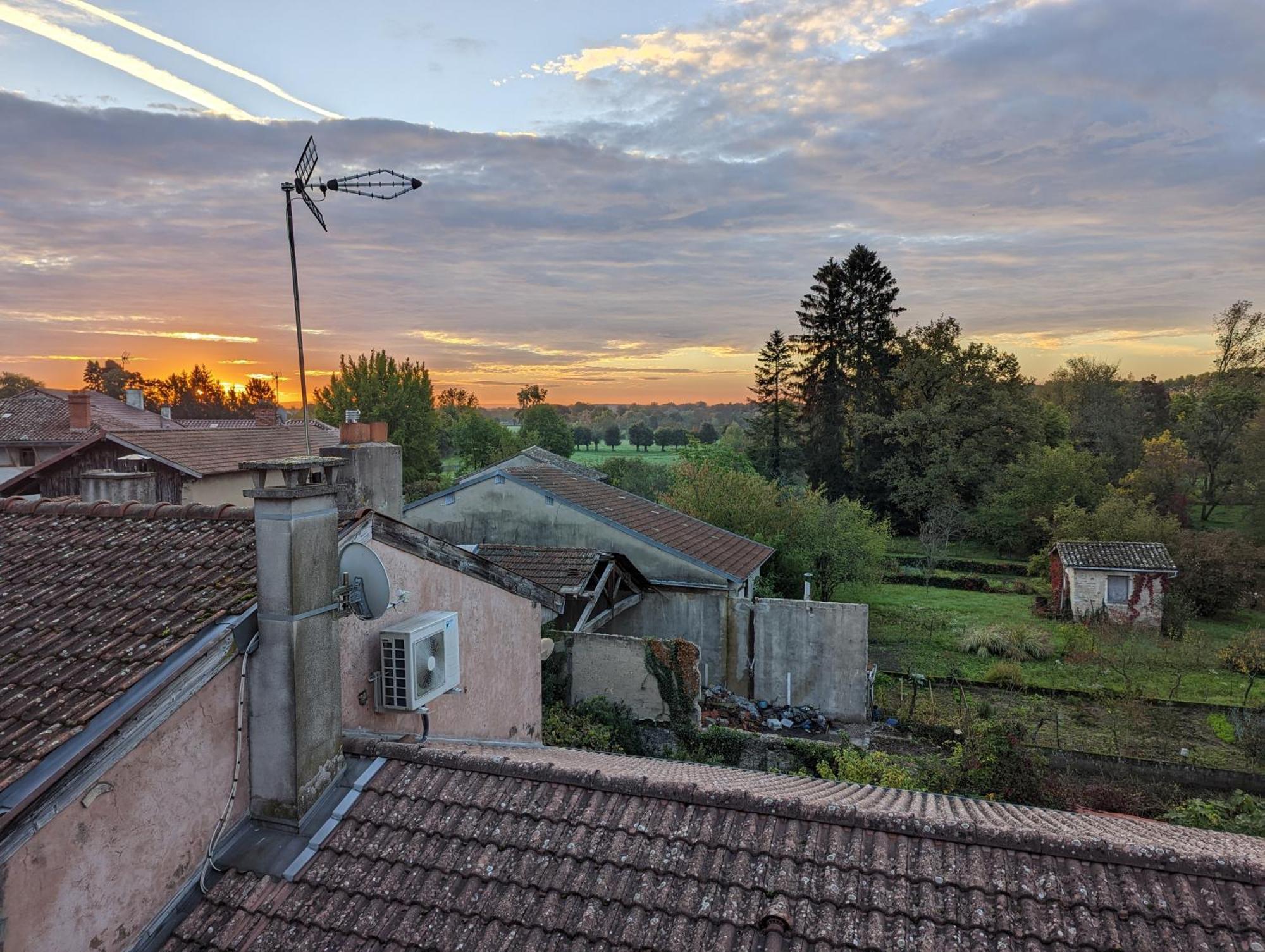 Apartamento Le Cinoche, Cocon Sous Les Toits Pont-de-Vaux Exterior foto